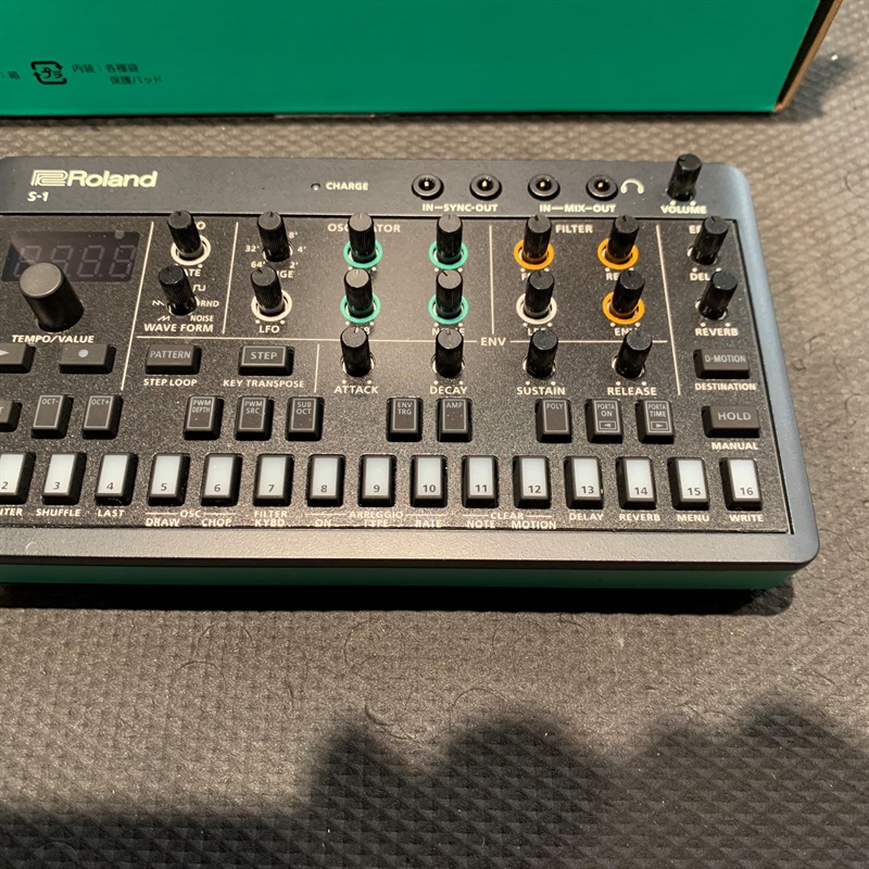 Roland S-1の画像